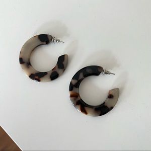 Machete Kate Hoops